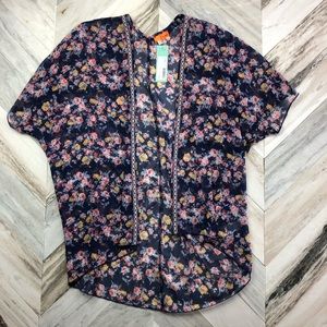 NWT Stitch Fix Iner Covent Floral Sheer Kimono